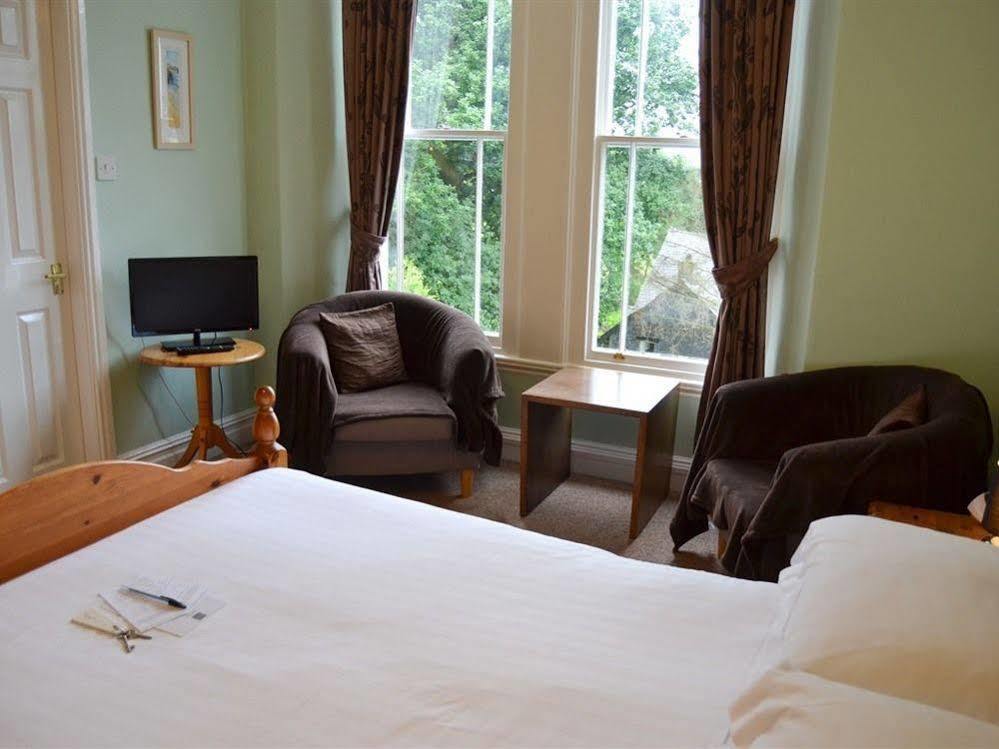 Bed and Breakfast Ashleigh House Уиндермир Экстерьер фото
