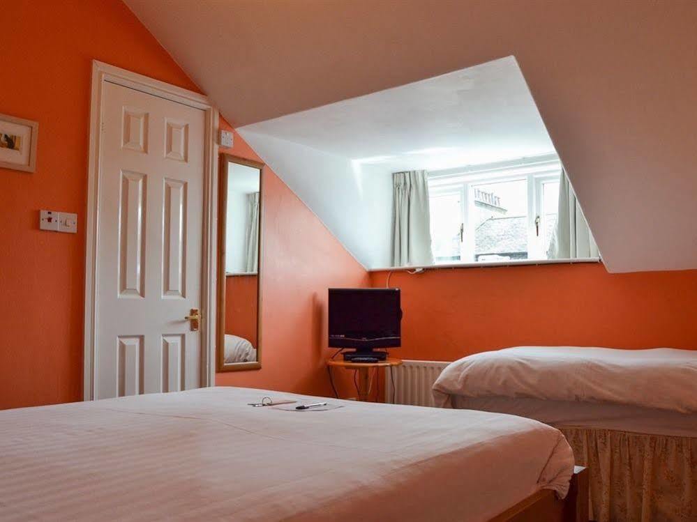 Bed and Breakfast Ashleigh House Уиндермир Экстерьер фото