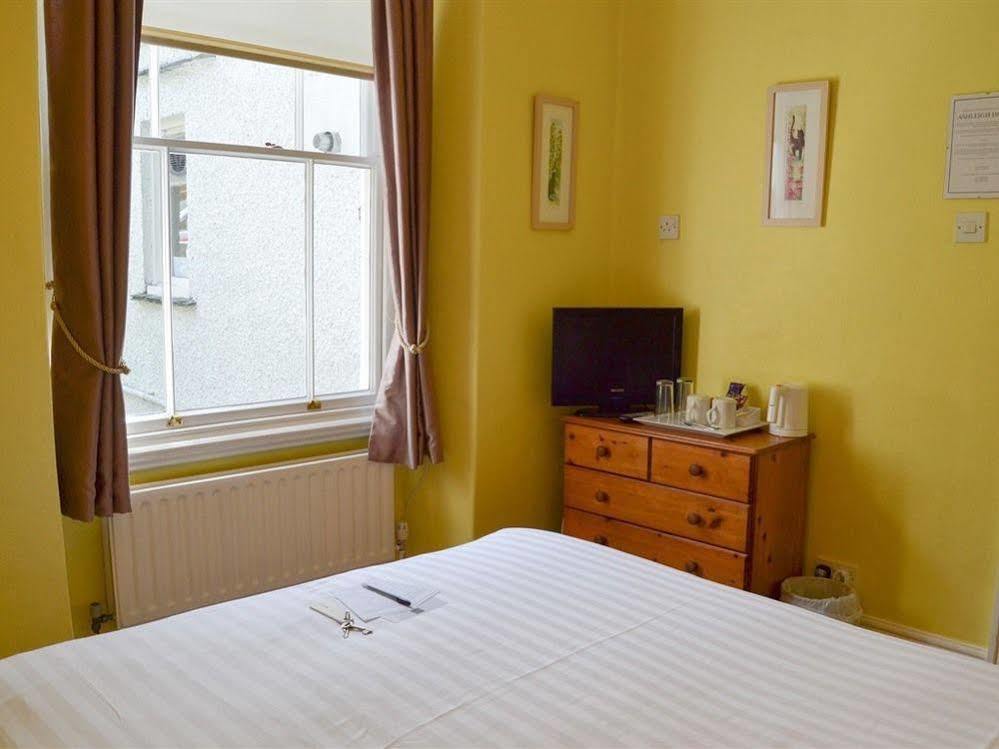 Bed and Breakfast Ashleigh House Уиндермир Экстерьер фото